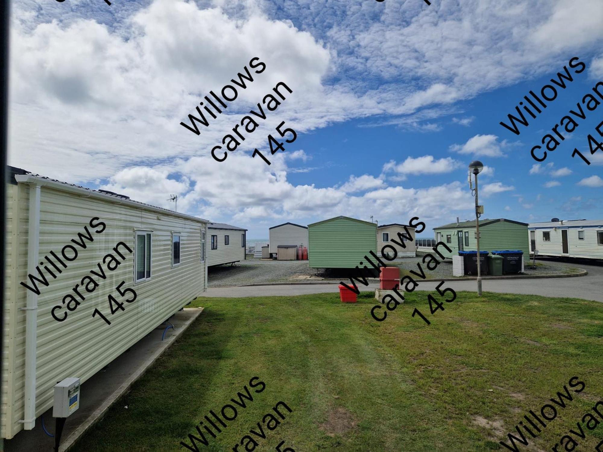 Willows Caravan 145 Llanddwywe ภายนอก รูปภาพ